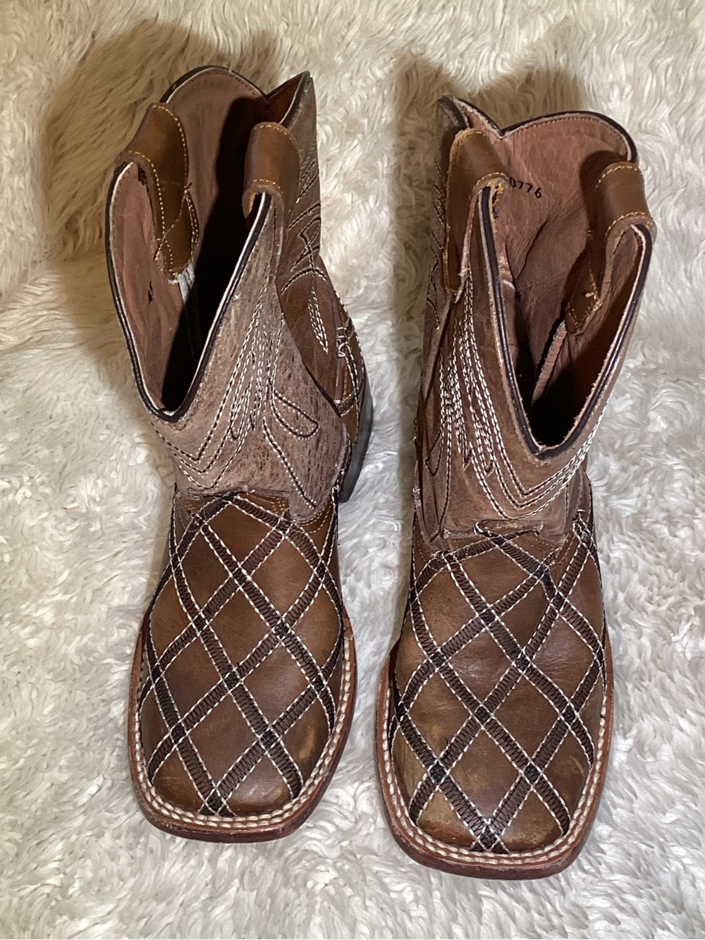 Tanner mark boys Brown Quilted Western leather Boots size 6